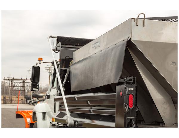 universal sam feet 4