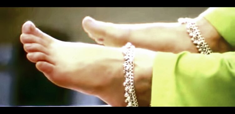 urmila matondkar feet 2