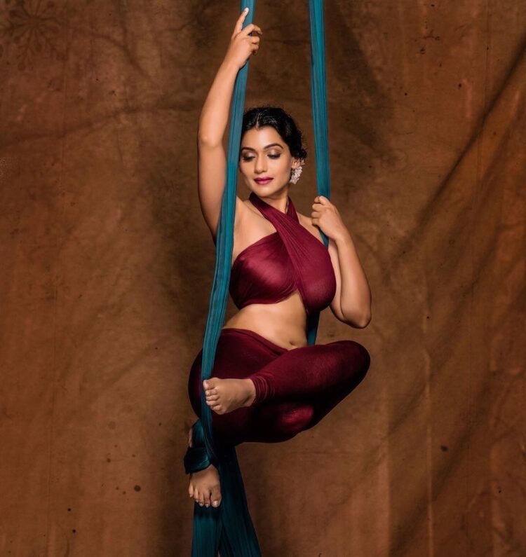 urmilla kothare feet