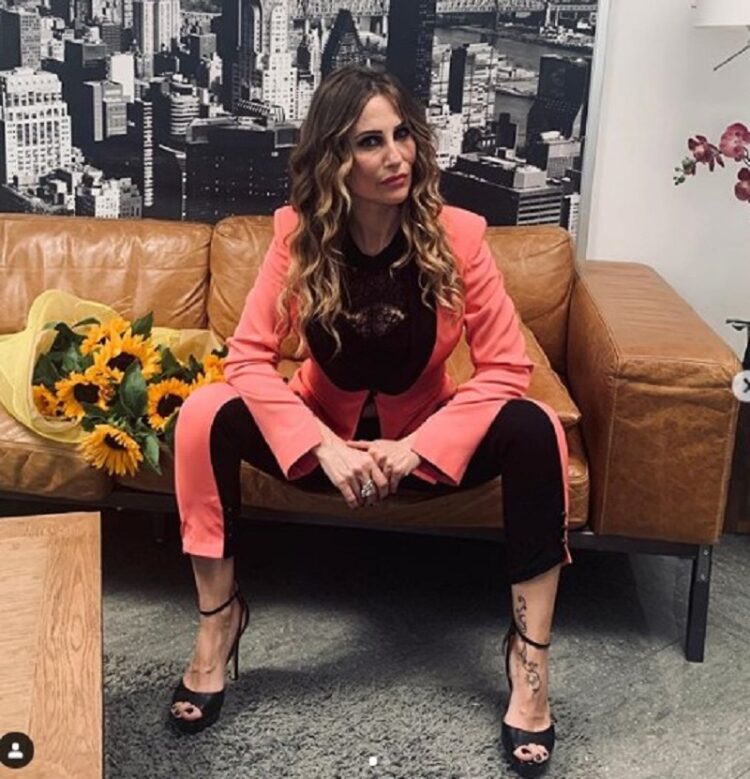 ursula bennardo feet 5