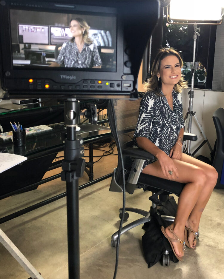 ursula corona feet 4