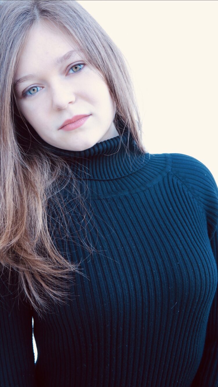 ursula parker feet 3