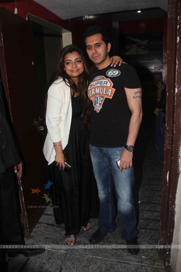 vaibhavi merchant feet 6