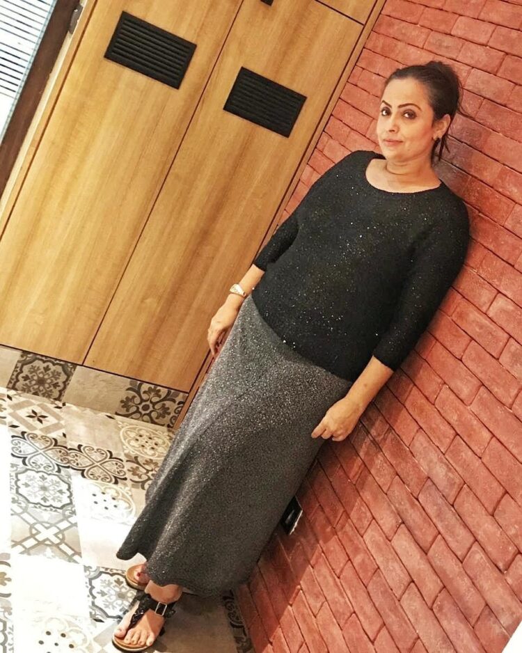vaishnavi mahant feet 1