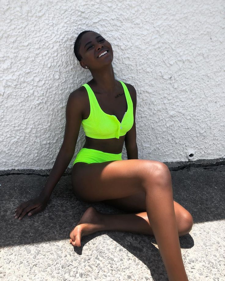 vakoo kauapirura feet 1