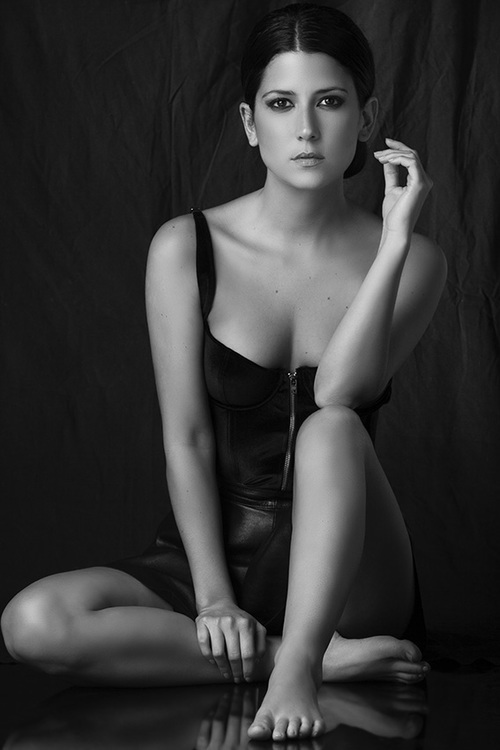 valentina acosta feet 3