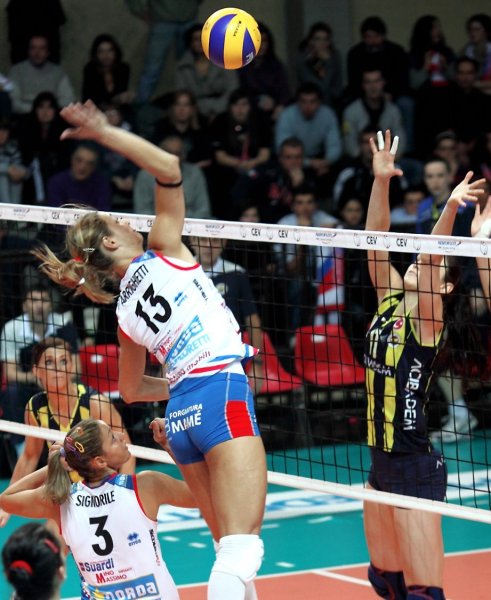 valentina arrighetti feet 3