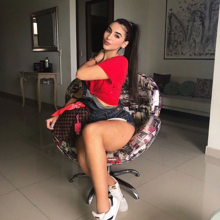 valentina calderon feet 1