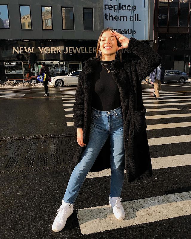 valentina canas feet 1