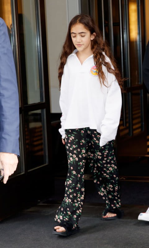 valentina davila feet 2