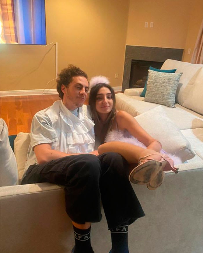 valentina fernandez feet 3