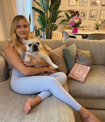 valentina ferragni feet 5
