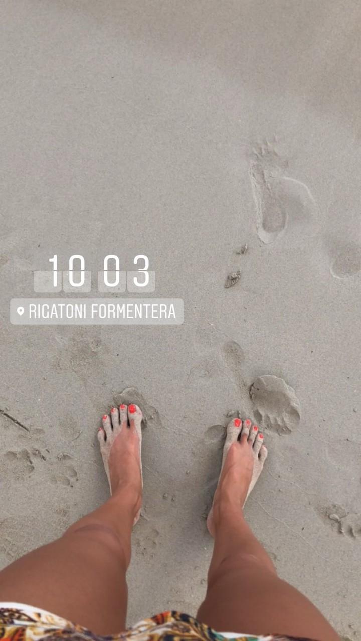 valentina fradegrada feet 5