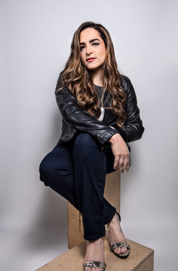 valentina gomez feet 2