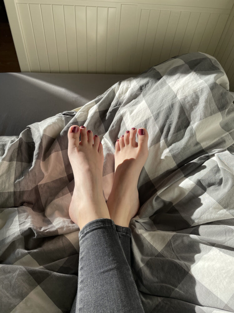 valentina pahde feet 3 scaled