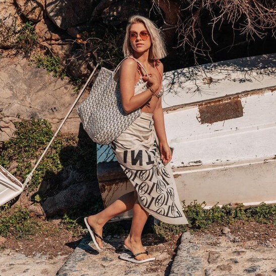 valentina pahde feet 6