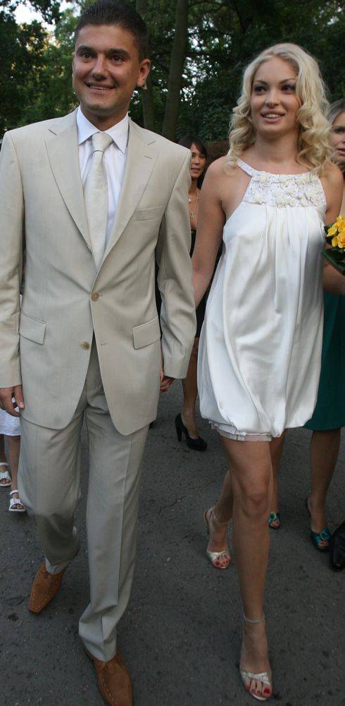 valentina pelinel feet 5