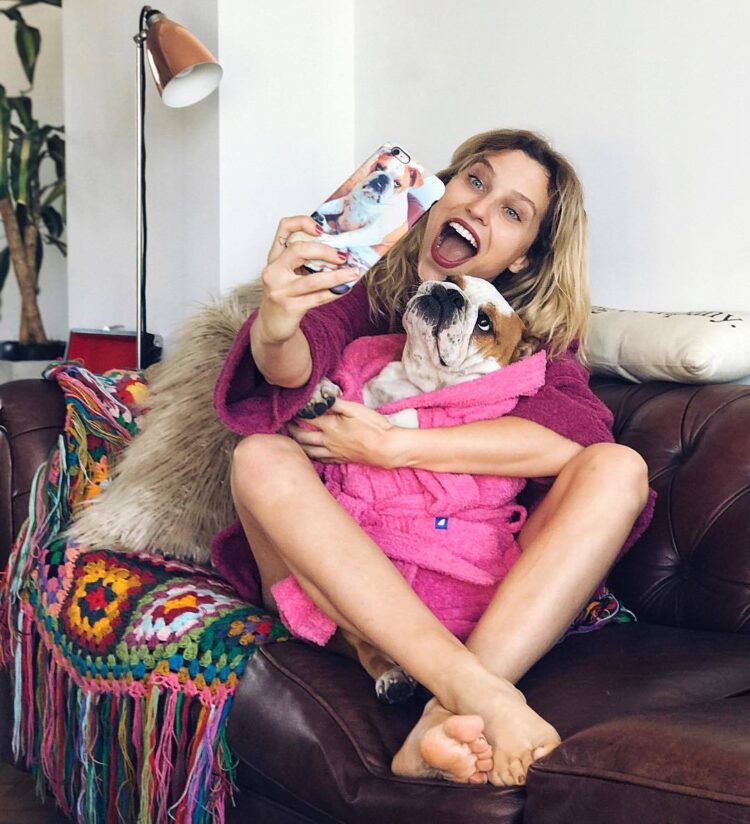 valentina salezzi feet 2