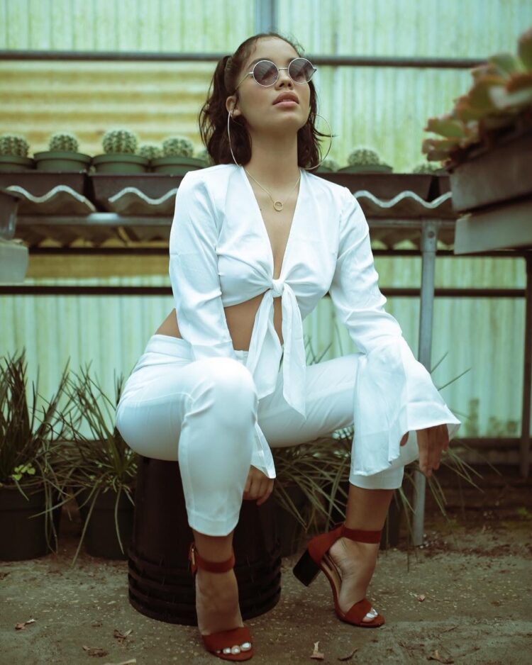 valentina voight feet 5