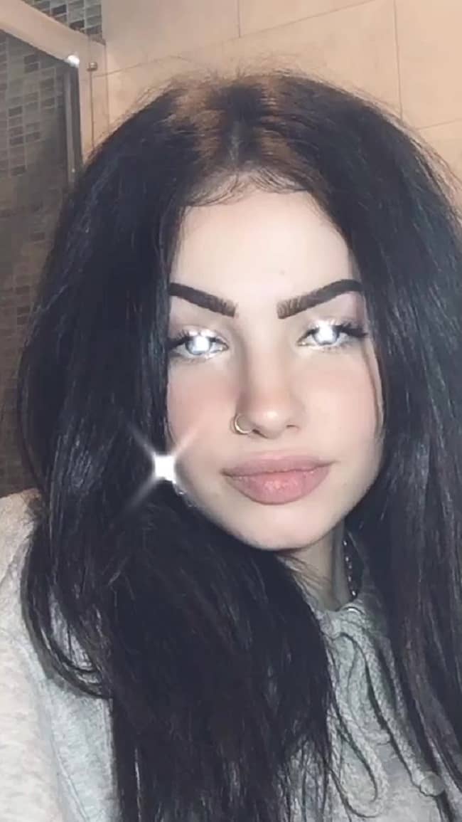 valeria aliti feet 6