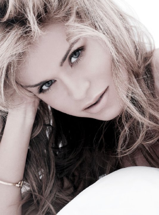 valeria andrews feet 6