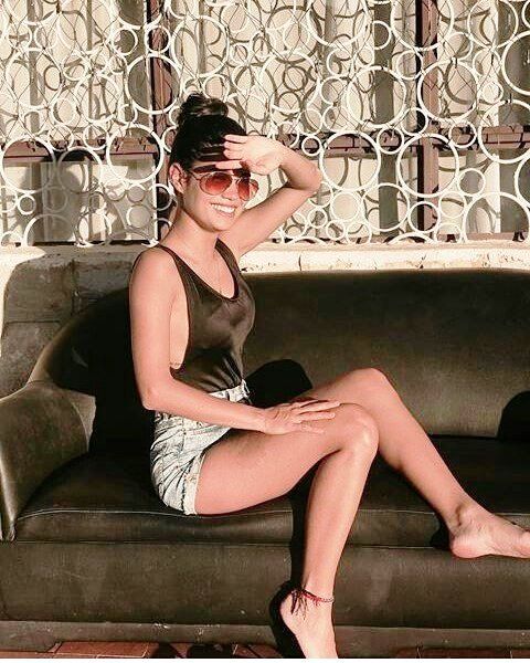 valeria enriquez feet