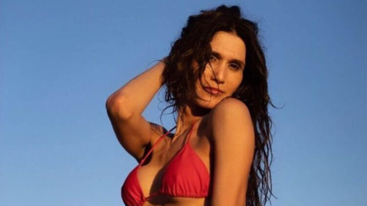 valeria licciardi feet 4