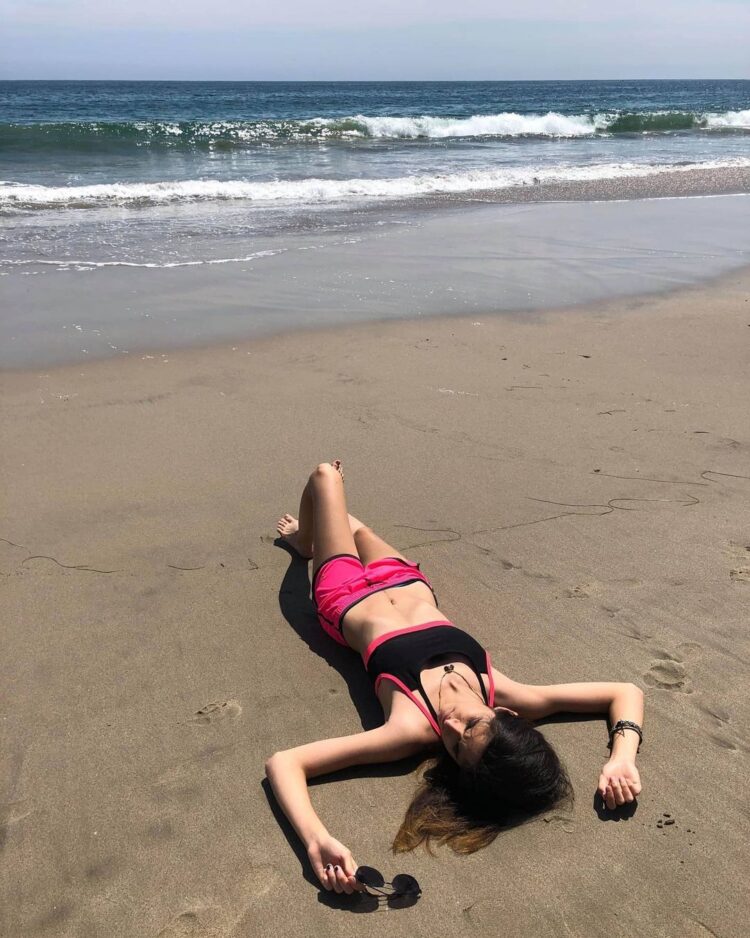 valeria rodriguez feet