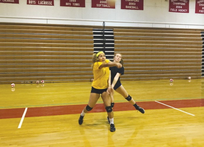 valeria salinas feet 4