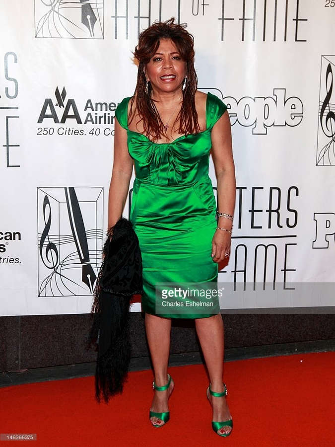 valerie simpson feet 3