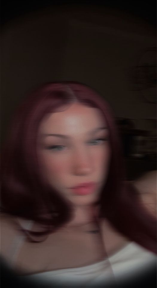 valeriebabyrose feet 2