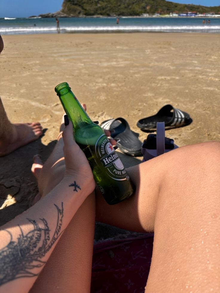 valeska ribeiro feet 3