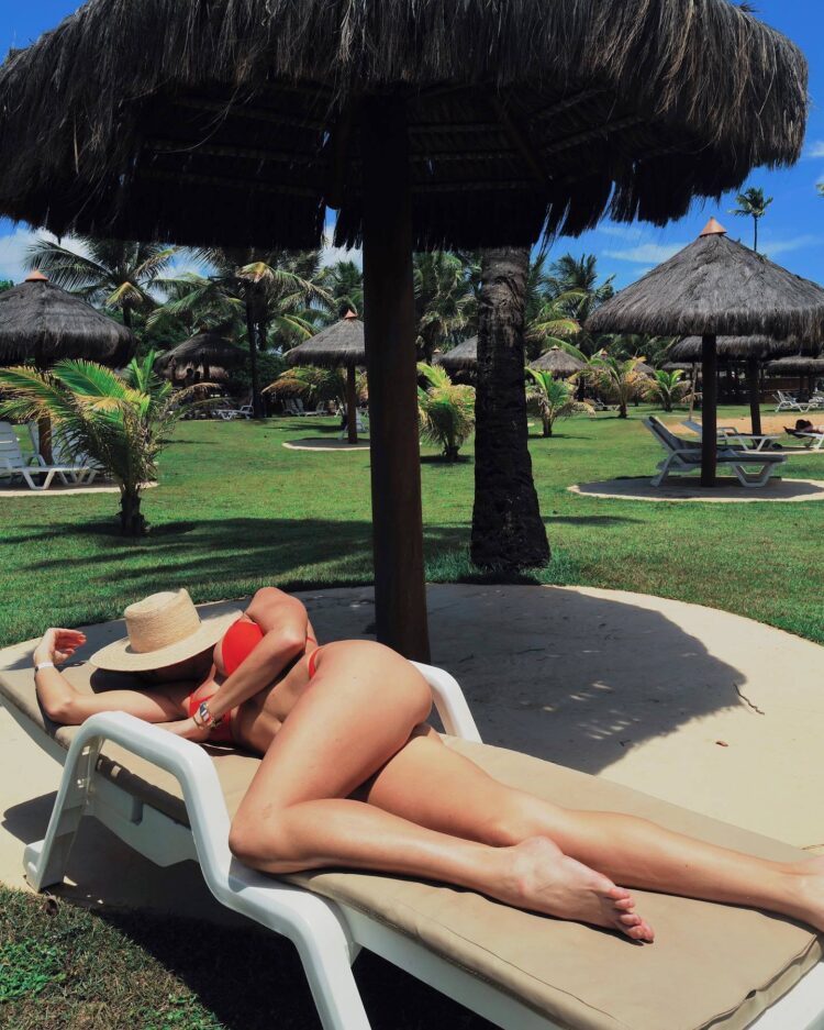 vanessa martins feet 2