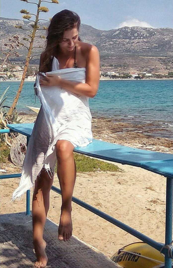 vasiliki ntanta feet 6