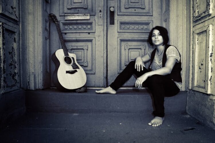 vicci martinez feet 5