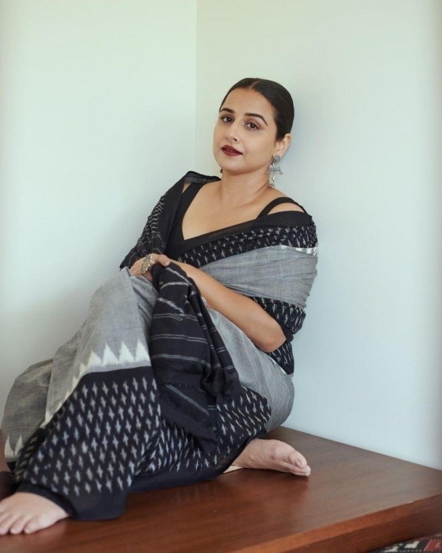 vidya balan feet 5