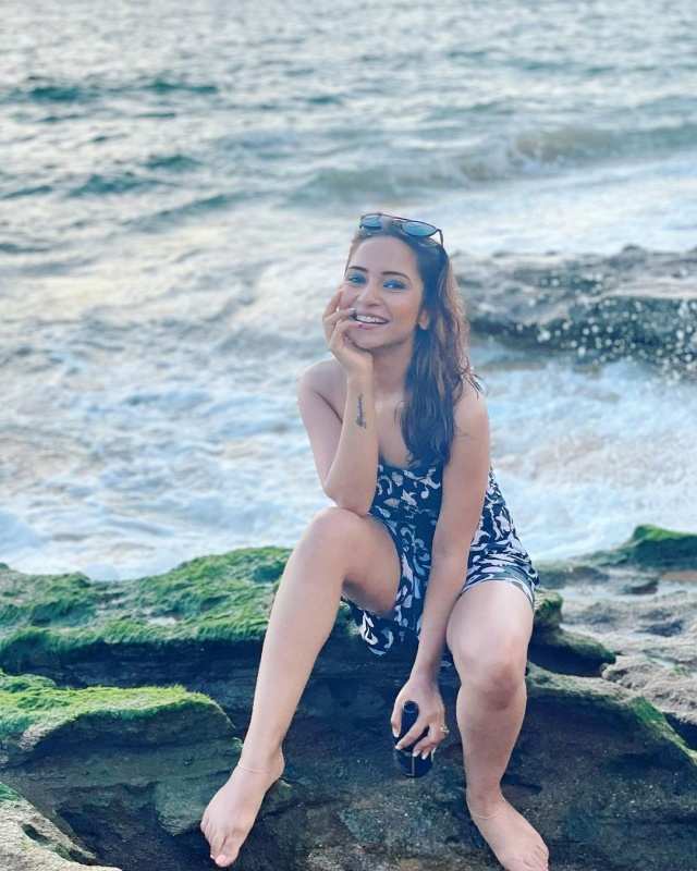 vinny arora dhoopar feet 1