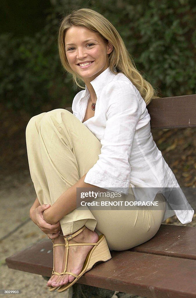 virginie efira feet 4