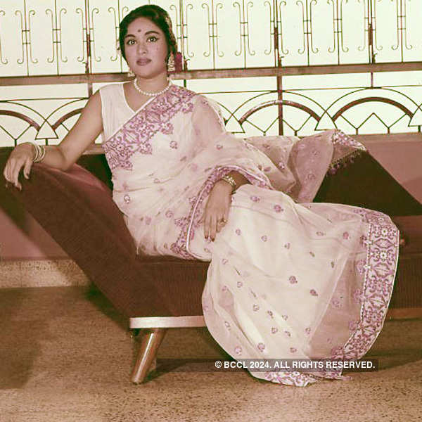 vyjayanthimala feet 4