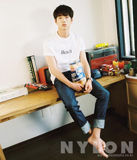 yoo jae hwan feet 3