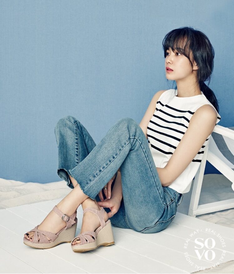 Yoon Seung-ah Feet