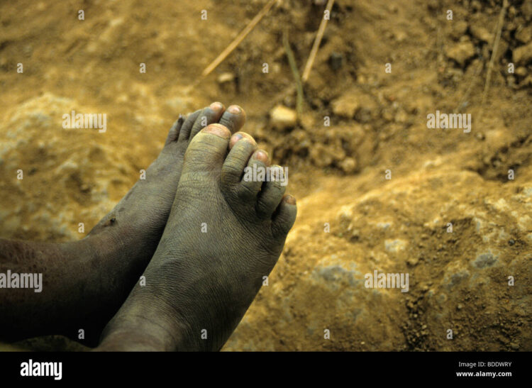 young africana feet 2