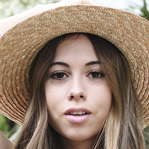 zayda villasenor feet 2