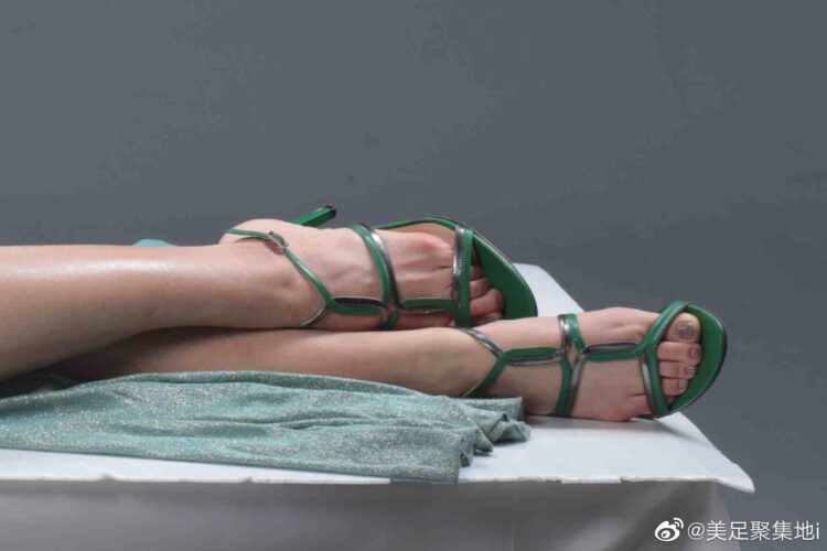 zhang ning feet 1