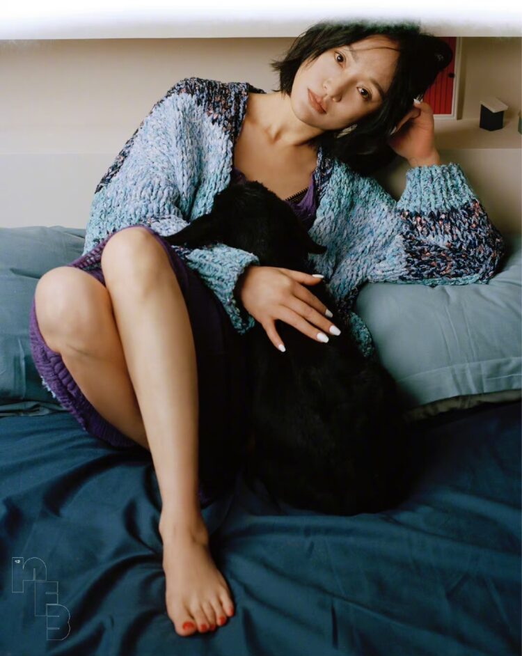 zhou xun feet 2