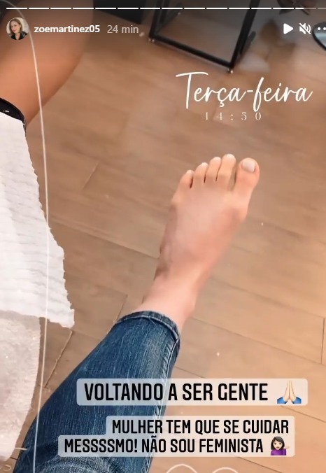 zoe martinez feet 6