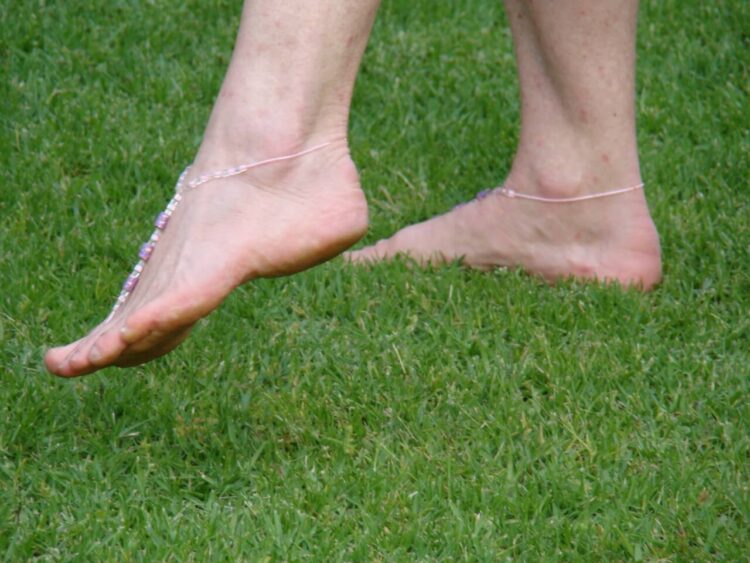 zola feet 3