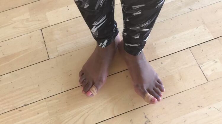 zola nombona feet 1